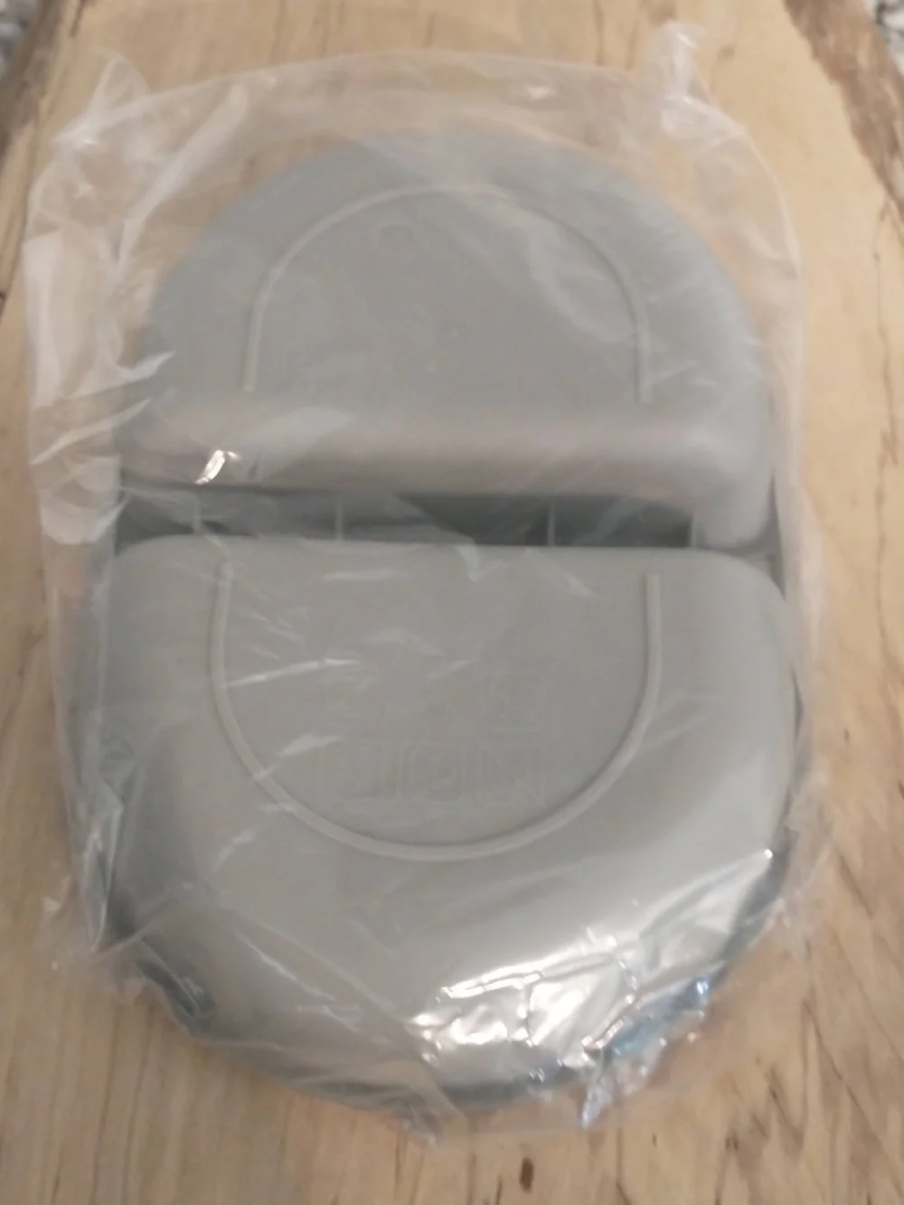 SureFeed split base
